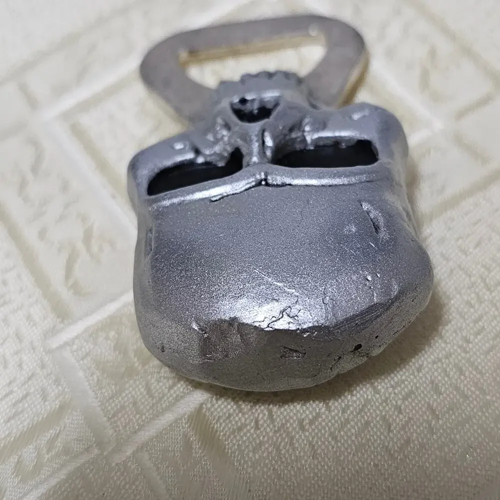 Metal Bottle Opener Skull, Metal + Hard Plastic